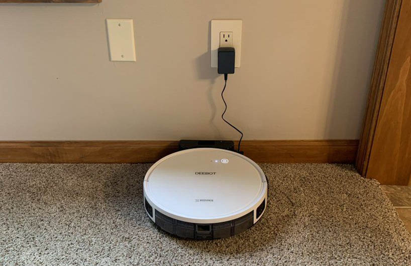robot hút bụi Deebot
